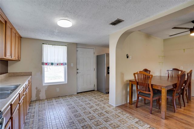 701 61ST AVENUE NE, St Petersburg, FL 33703