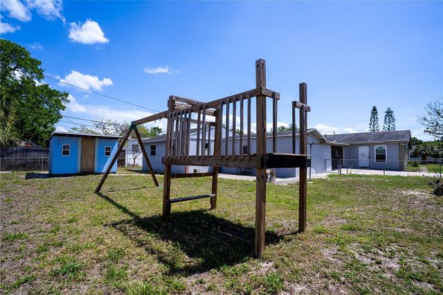 701 61ST AVENUE NE, St Petersburg, FL 33703