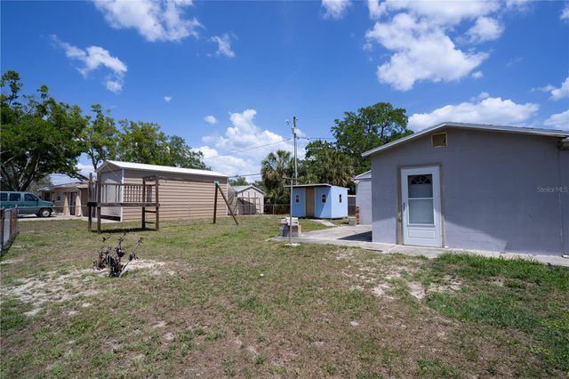 701 61ST AVENUE NE, St Petersburg, FL 33703