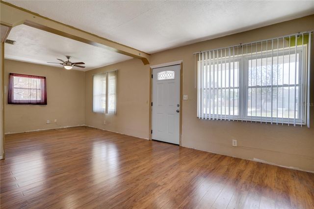 701 61ST AVENUE NE, St Petersburg, FL 33703