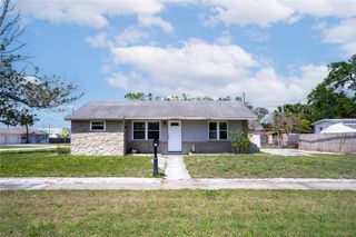 701 61ST AVENUE NE, St Petersburg, FL 33703