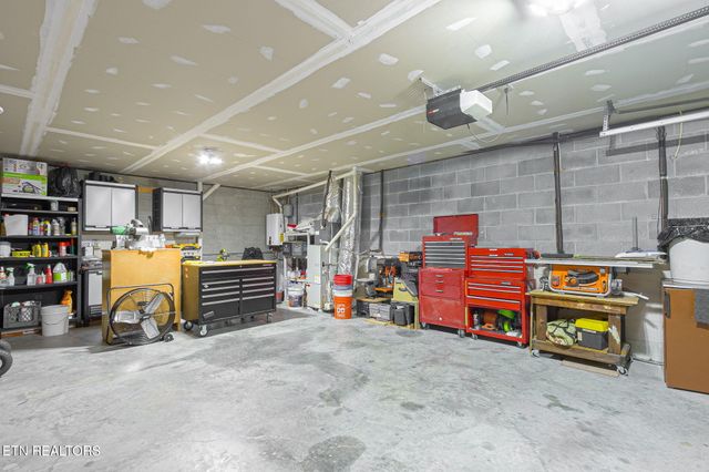 3744 Whitworth Drive, Knoxville, TN 37938