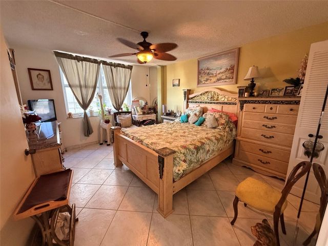 101 Briny Avenue 1006, Pompano Beach, FL 33062