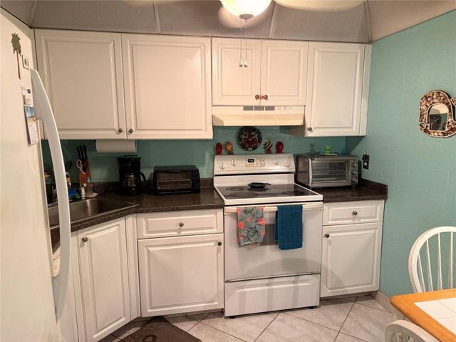 101 Briny Avenue 1006, Pompano Beach, FL 33062