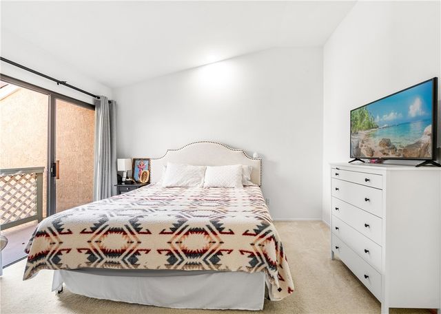 3573 W Greentree Cir C, Anaheim, CA 92804