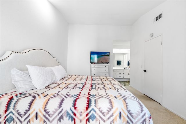 3573 W Greentree Cir C, Anaheim, CA 92804