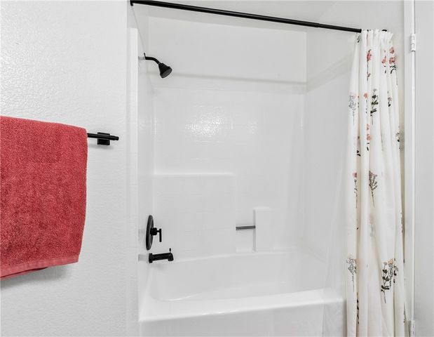 3573 W Greentree Cir C, Anaheim, CA 92804