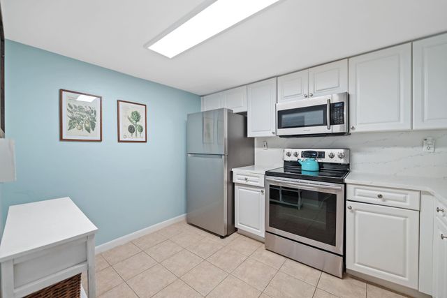 520 SE 5th Avenue 2202, Fort Lauderdale, FL 33301