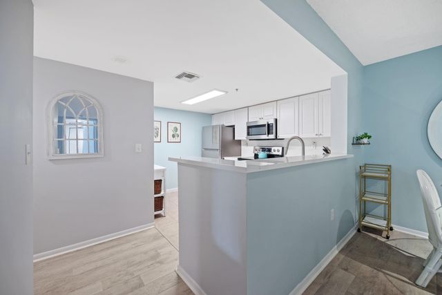 520 SE 5th Avenue 2202, Fort Lauderdale, FL 33301