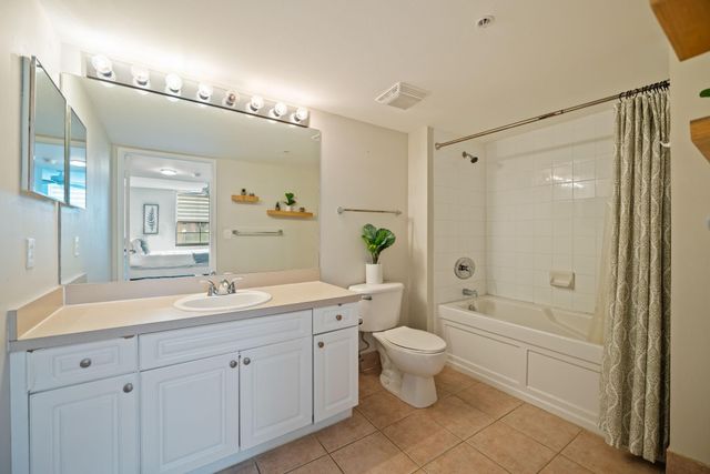 520 SE 5th Avenue 2202, Fort Lauderdale, FL 33301