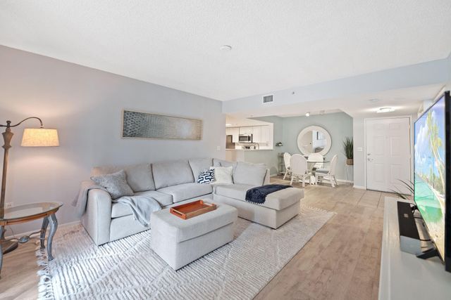 520 SE 5th Avenue 2202, Fort Lauderdale, FL 33301