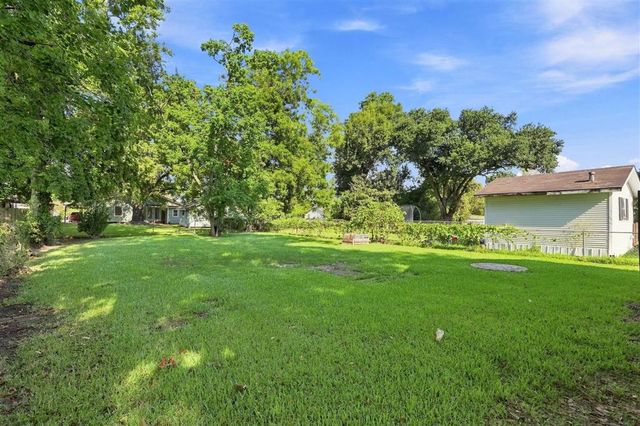 2618 Dietz Street, Lake Charles, LA 70601