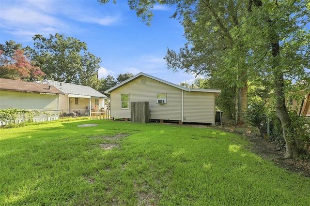2618 Dietz Street, Lake Charles, LA 70601