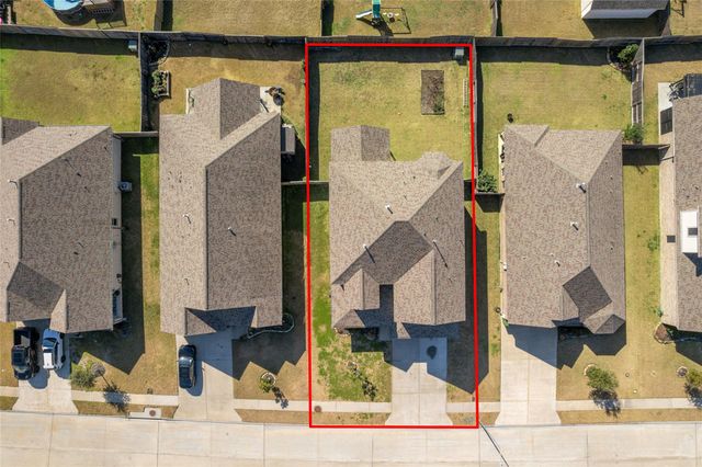 126 Comal Drive, Baytown, TX 77523