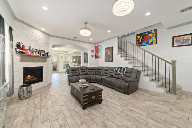 126 Comal Drive, Baytown, TX 77523