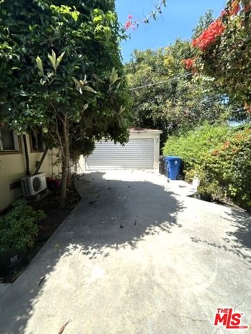 2005 Federal Avenue 2007, Los Angeles, CA 90025