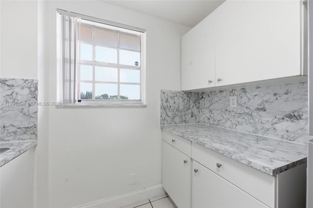 2520 N Andrews Ave 402, Wilton Manors, FL 33311