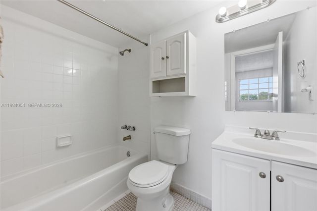 2520 N Andrews Ave 402, Wilton Manors, FL 33311