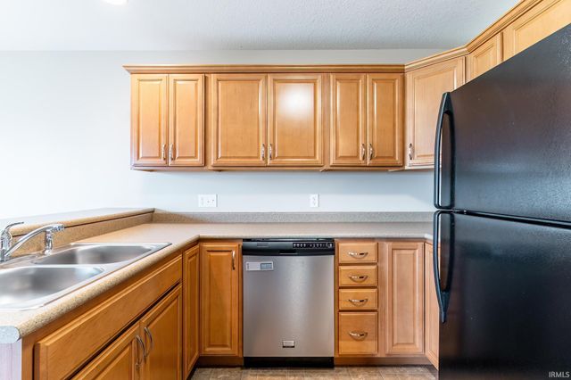 13311 Delano Cove, Fort Wayne, IN 46845