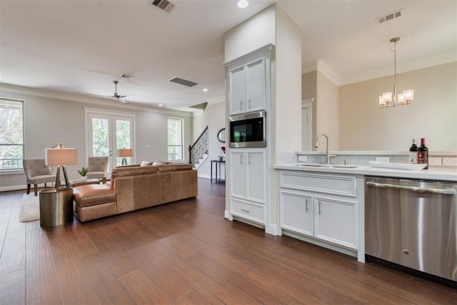 1244 W 26th Street, Houston, TX 77008
