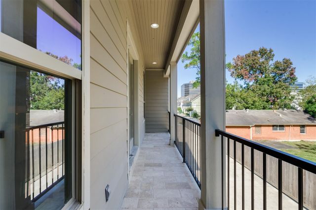 1244 W 26th Street, Houston, TX 77008