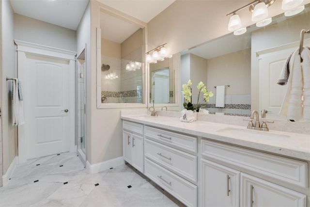 1244 W 26th Street, Houston, TX 77008