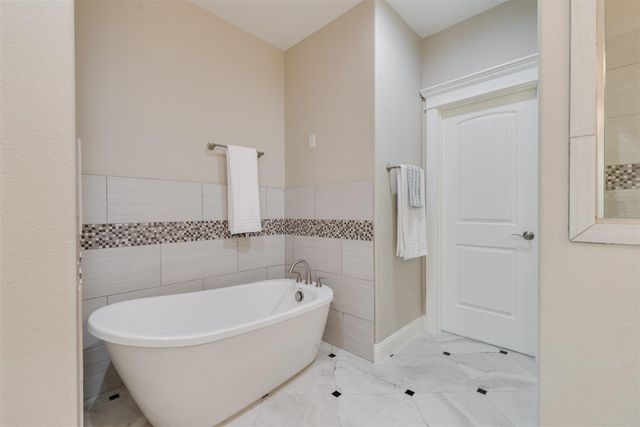 1244 W 26th Street, Houston, TX 77008