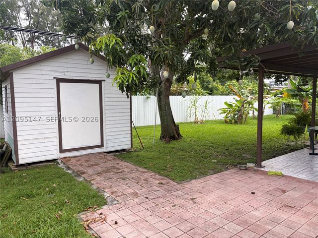 1051 W 47th St 1051, Hialeah, FL 33012