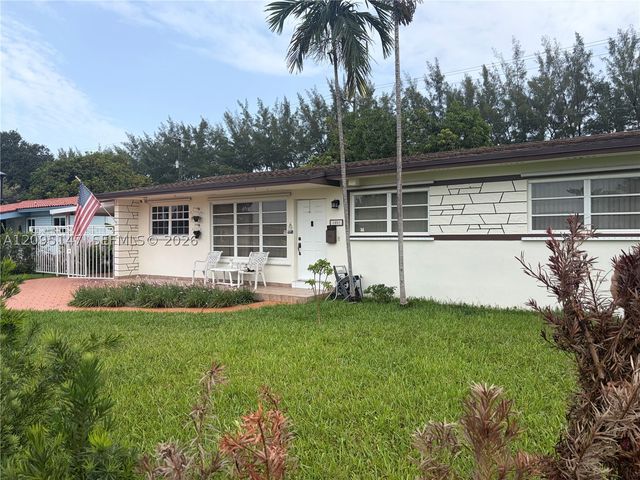 1051 W 47th St 1051, Hialeah, FL 33012