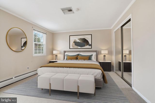 195 GILBERT DR, Morrisville, PA 19067