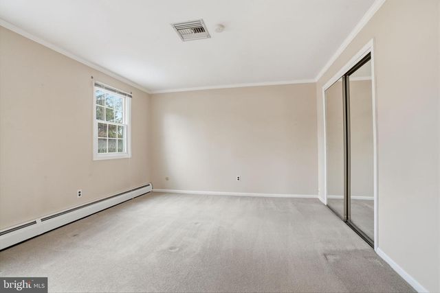 195 GILBERT DR, Morrisville, PA 19067