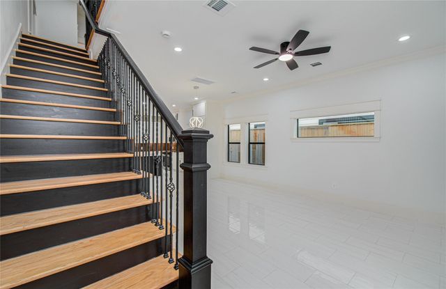 119 E 38th Street, Houston, TX 77018