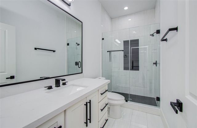 119 E 38th Street, Houston, TX 77018
