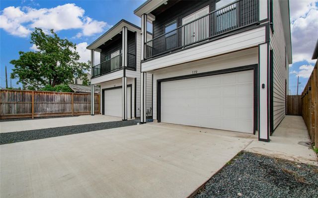 119 E 38th Street, Houston, TX 77018