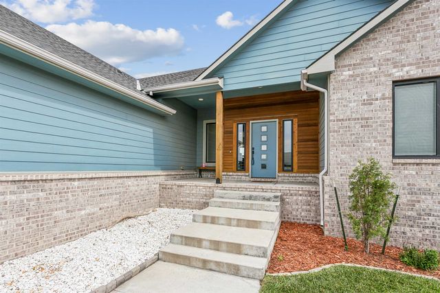 2729 N Eagle Court, Wichita, KS 67226