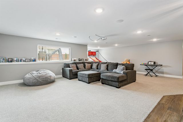 2729 N Eagle Court, Wichita, KS 67226