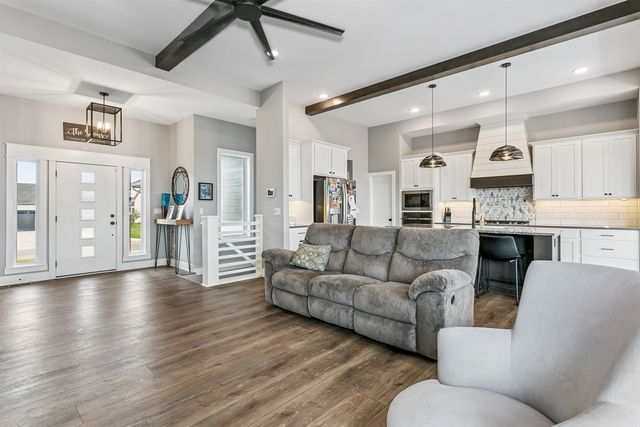 2729 N Eagle Court, Wichita, KS 67226