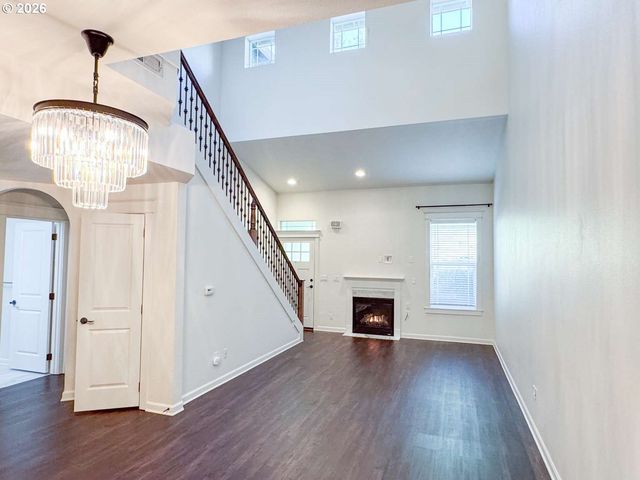 3420 SUMMERLINN Dr, West Linn, OR 97068