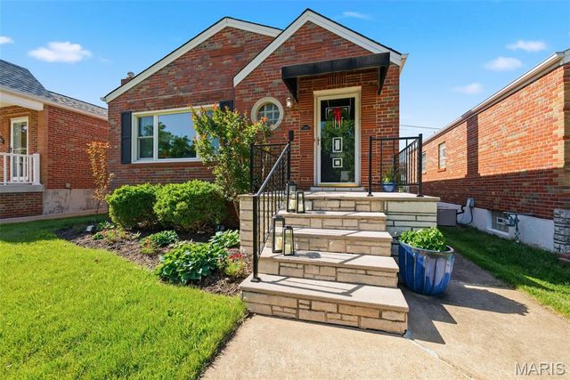 5648 Marquette Avenue, St Louis, MO 63139