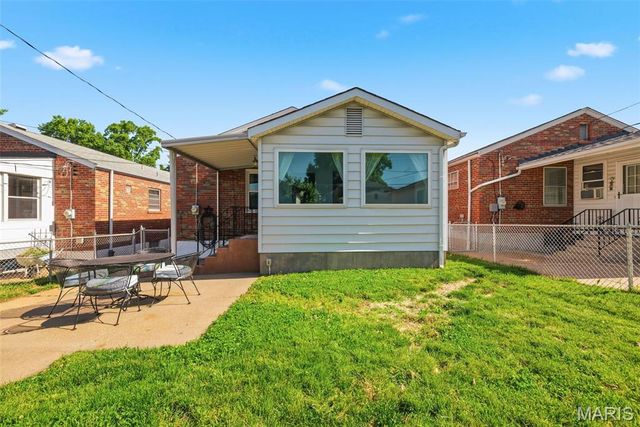 5648 Marquette Avenue, St Louis, MO 63139