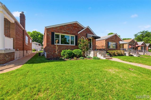 5648 Marquette Avenue, St Louis, MO 63139