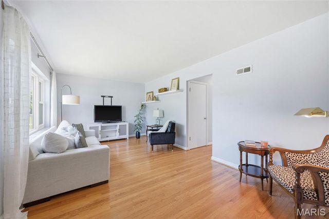 5648 Marquette Avenue, St Louis, MO 63139