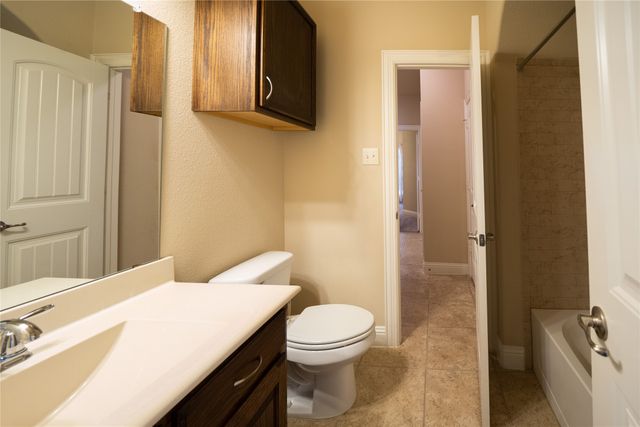 127 Charleston Lane, Fate, TX 75189