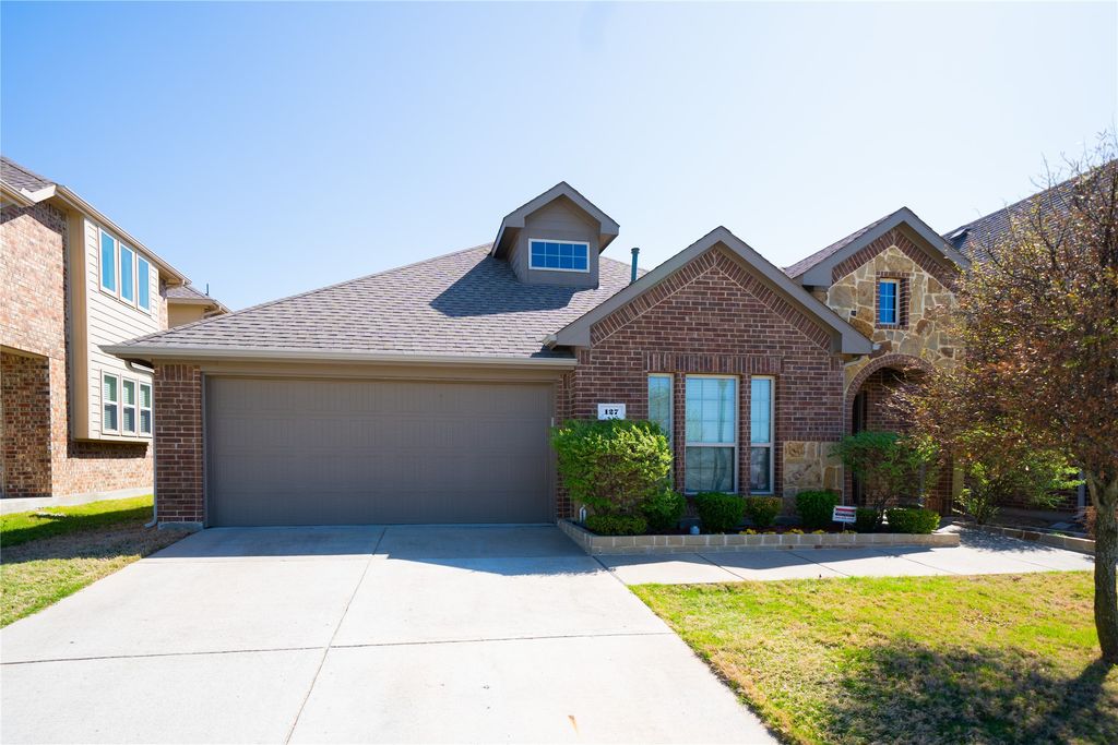 127 Charleston Lane, Fate, TX 75189
