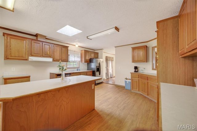 31338 Highway 32, Lebanon, MO 65536