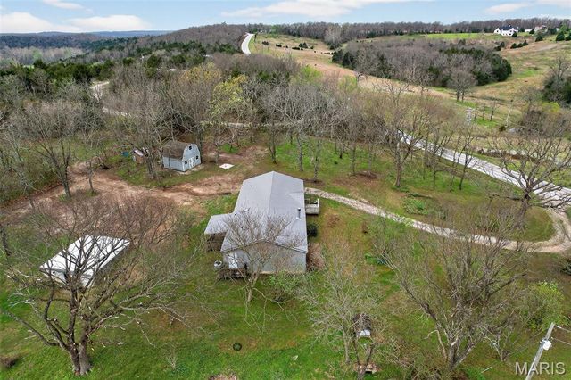 31338 Highway 32, Lebanon, MO 65536