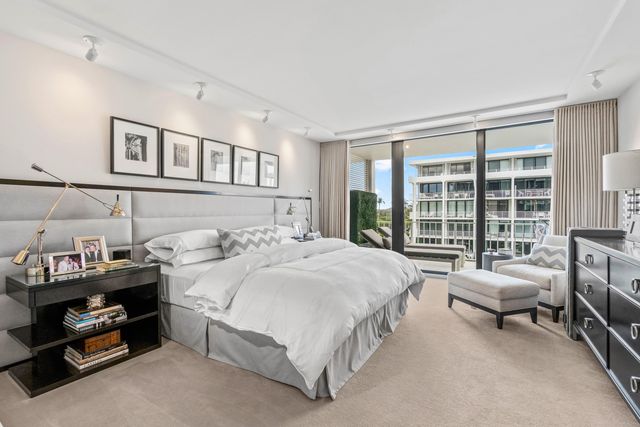 2784 S Ocean Boulevard 303n, Palm Beach, FL 33480