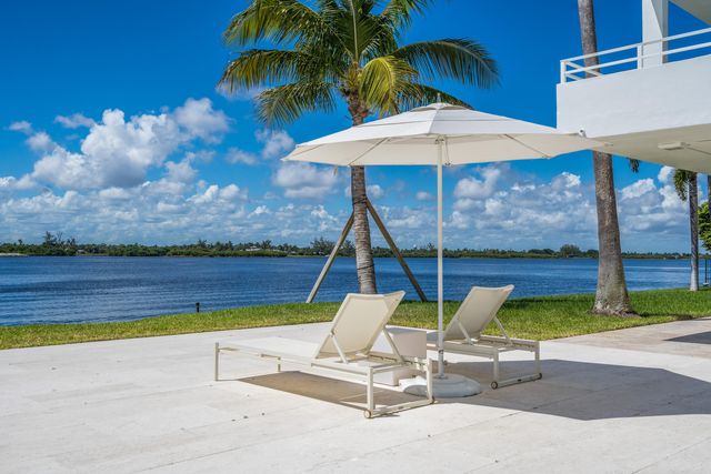 2784 S Ocean Boulevard 303n, Palm Beach, FL 33480