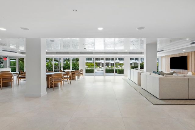 2784 S Ocean Boulevard 303n, Palm Beach, FL 33480