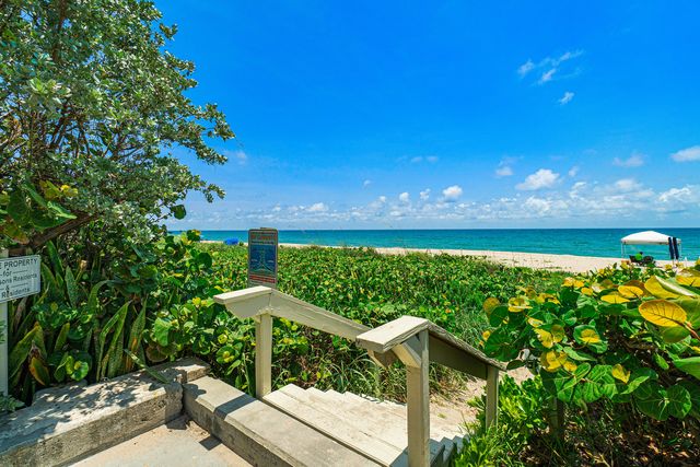 2784 S Ocean Boulevard 303n, Palm Beach, FL 33480